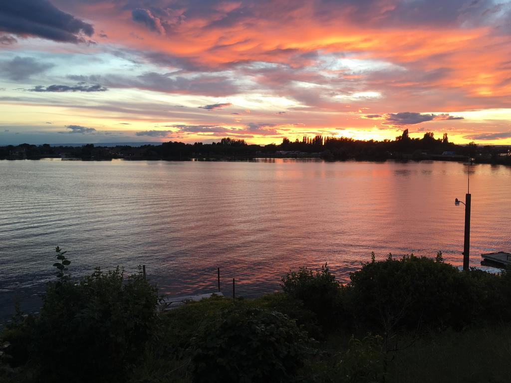 Lakeshore Inn Water Front Moses Lake Eksteriør bilde
